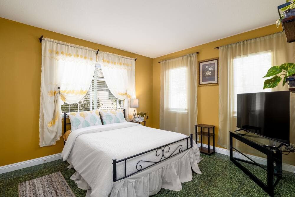 Photo of Bedroom in Menifee