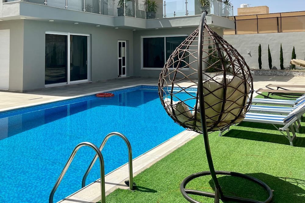 Photo of Outdoor in Al Rama