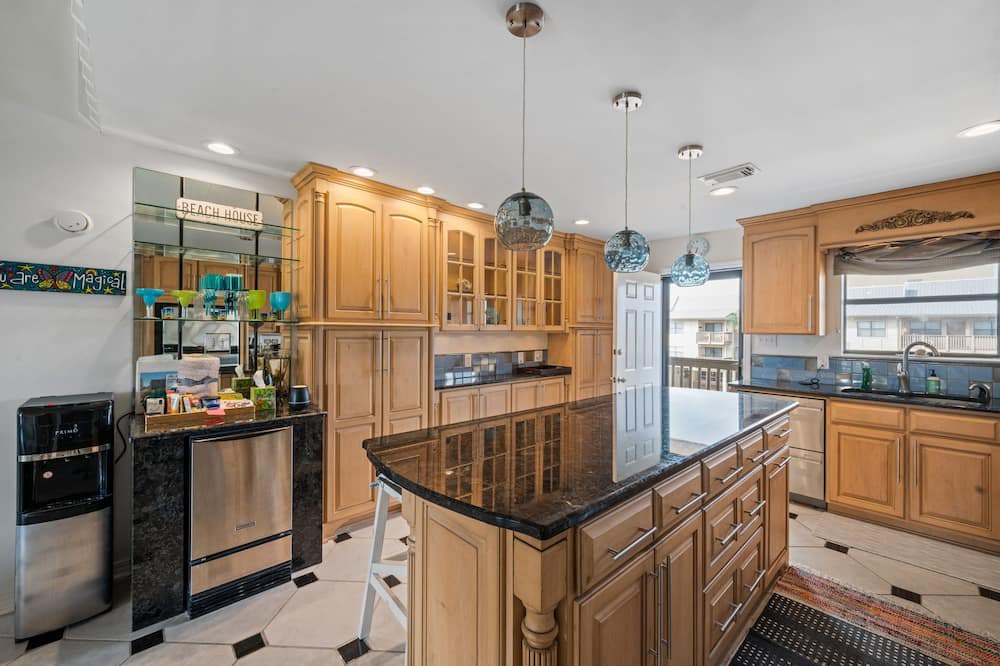 Photo of Kitchen in Orange Beach East