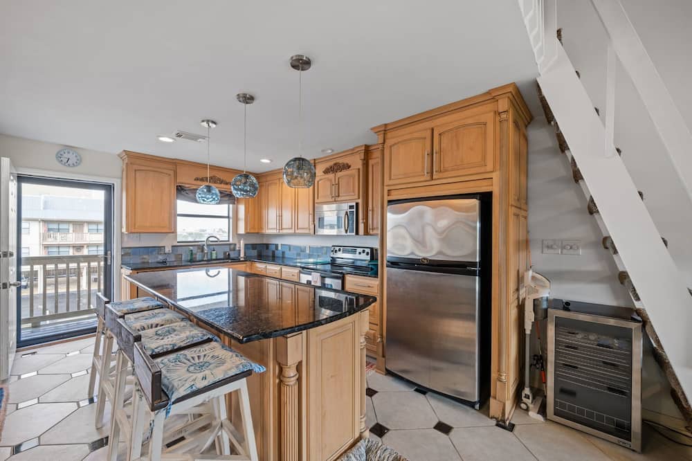 Photo of Kitchen in Orange Beach East