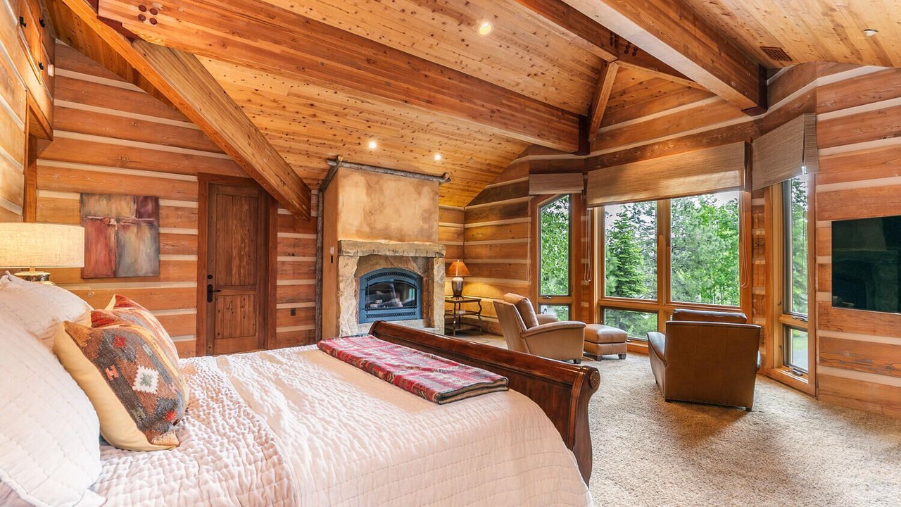 Photo of Others in Tahoe Pines