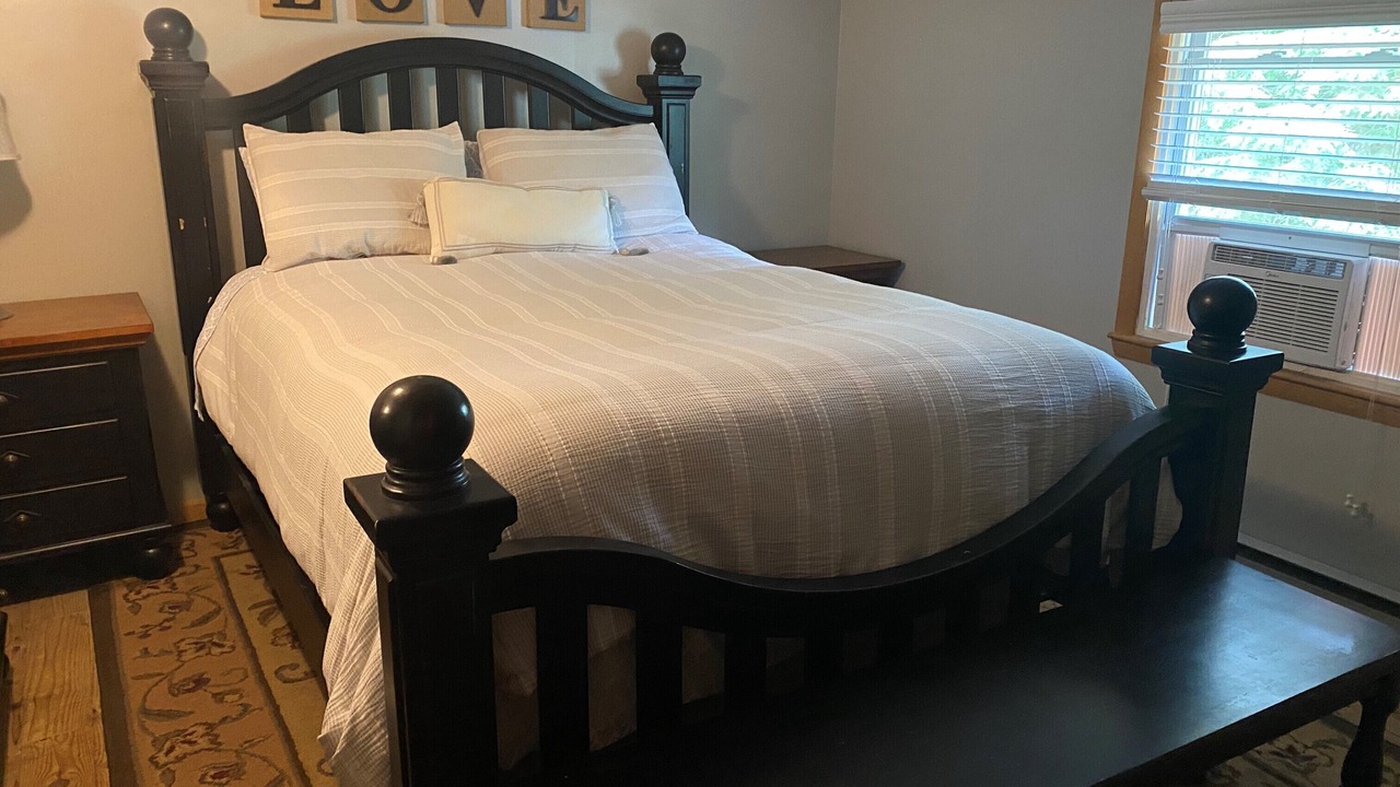 Photo of Bedroom in Gloversville