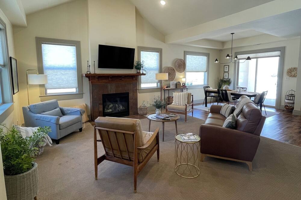 Photo of Livingroom in Cedar City