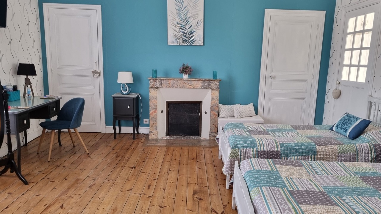 Photo of Bedroom in Lucon
