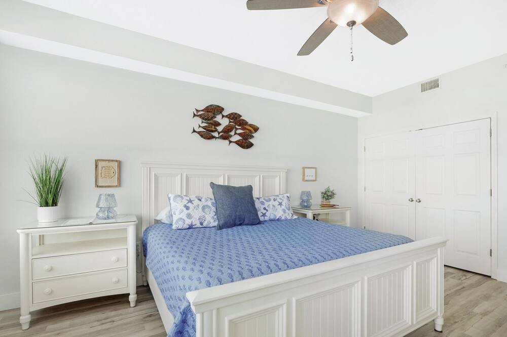 Photo of Bedroom in Fort Morgan Pines