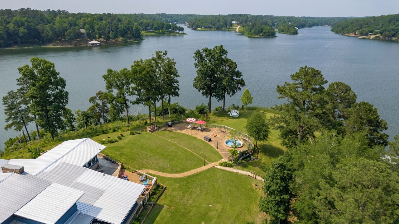 Photo of Outdoor in Northport