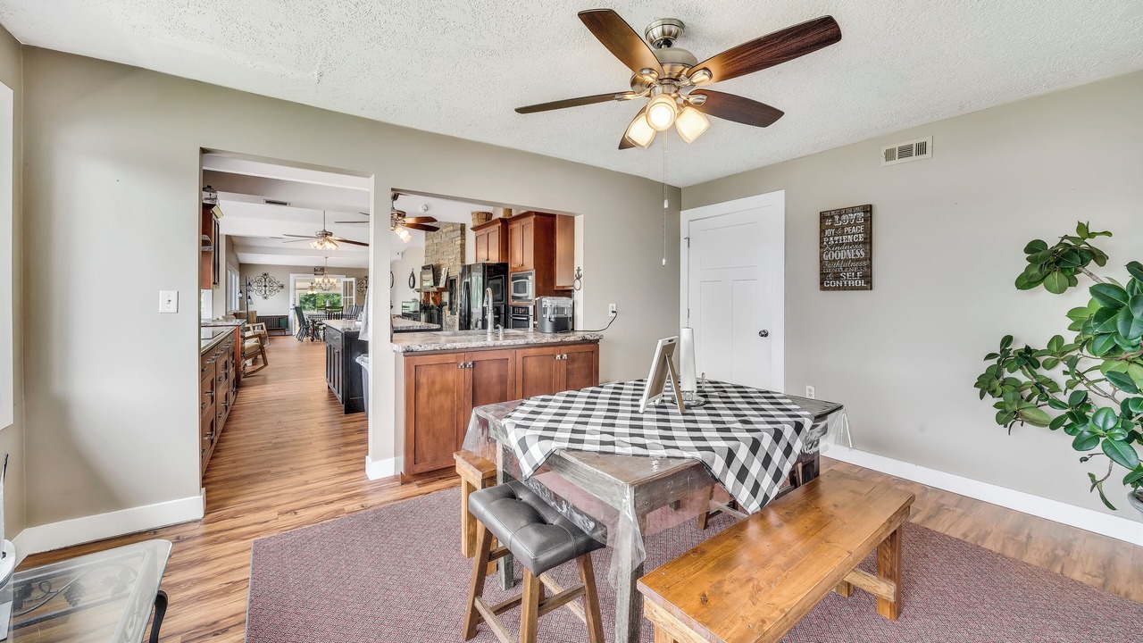 Photo of Bedroom in Northport