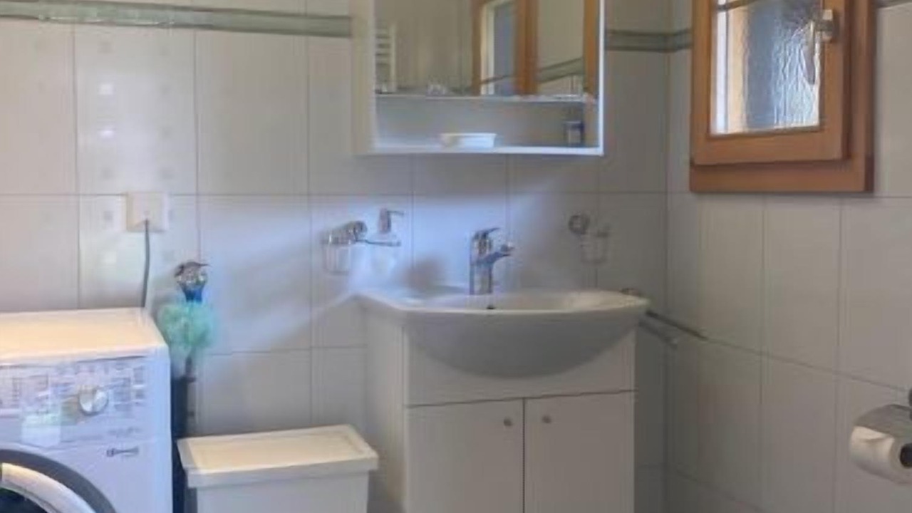 Photo of Bathroom in Kandersteg