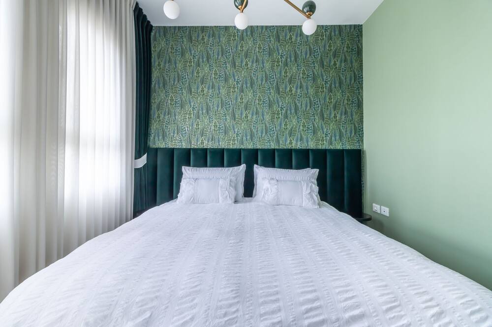 Photo of Bedroom in Nachlaot