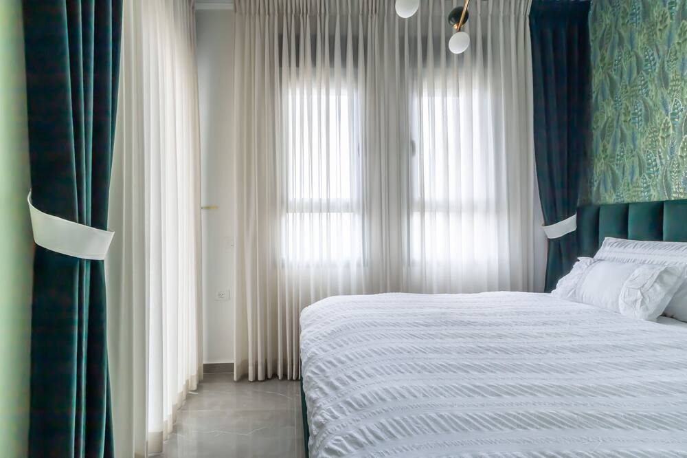 Photo of Bedroom in Nachlaot