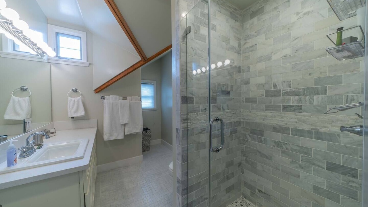 Photo of Bathroom in Midtown Sacramento