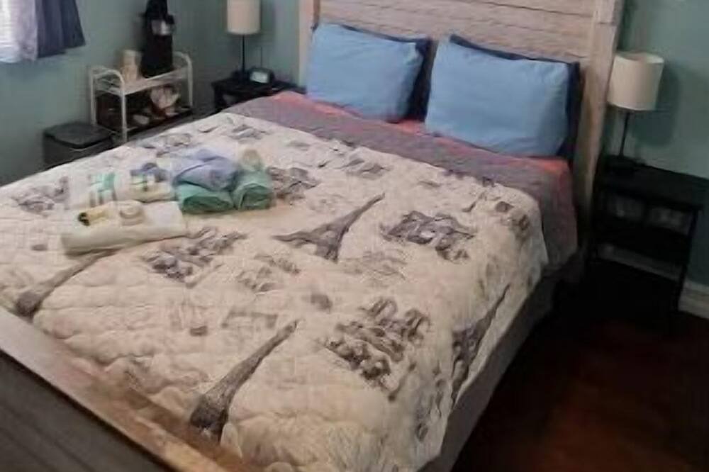 Photo of Bedroom in Seffner Community Alliance