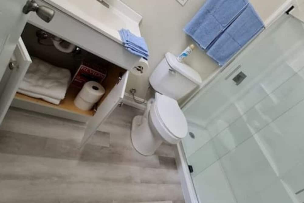 Photo of Bathroom in Seffner Community Alliance