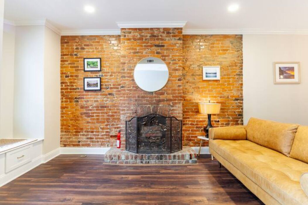 Photo of Livingroom in H Street Corridor