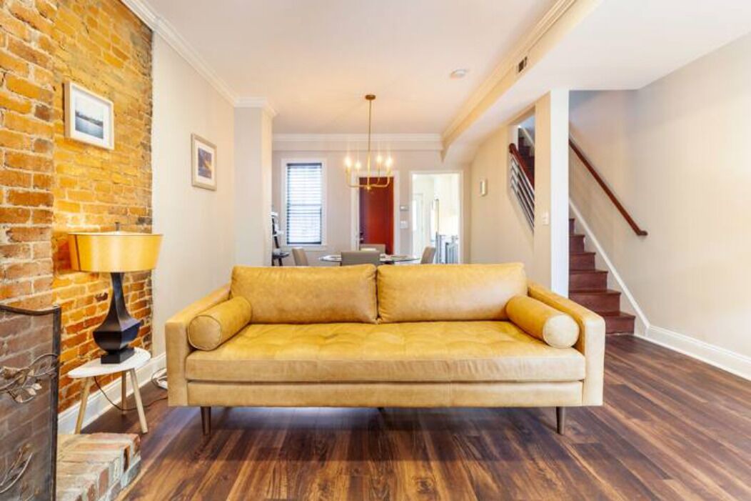 Photo of Livingroom in H Street Corridor