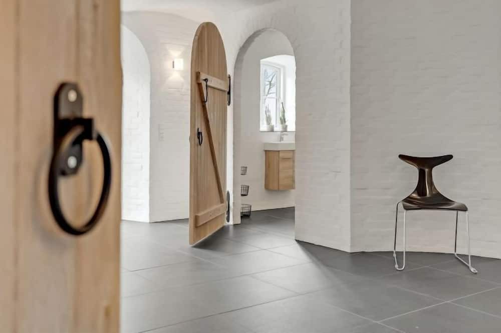 Photo of Bathroom in Rodding
