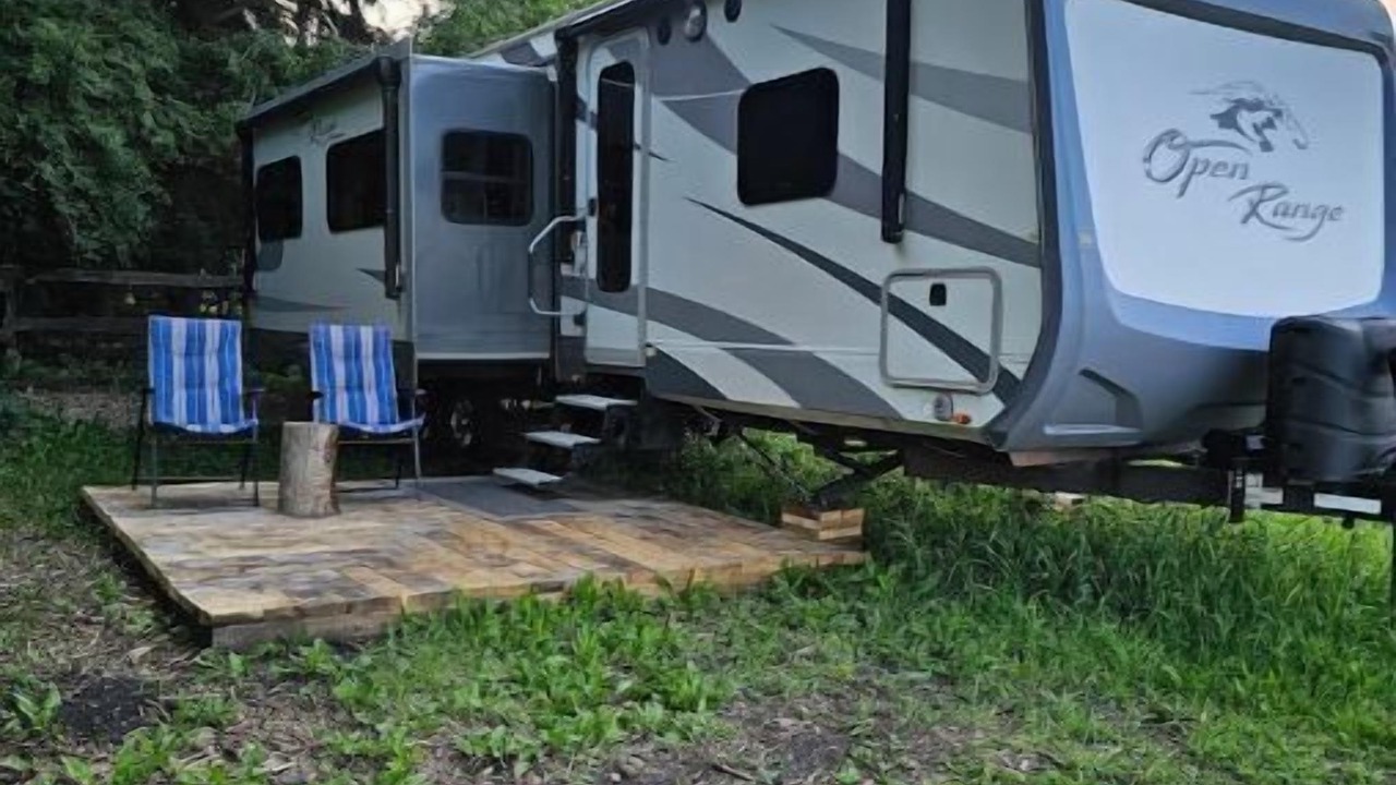 Photo of Outdoor in Calgary-Edmonton Corridor