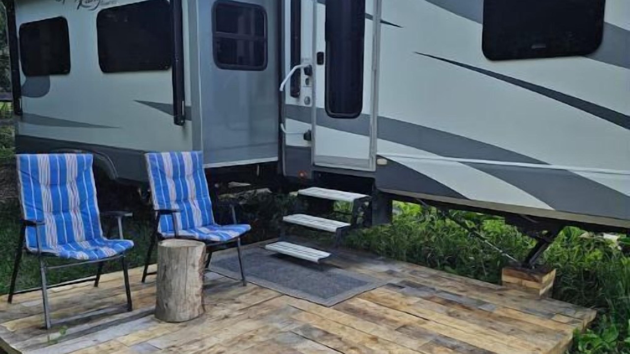 Photo of Outdoor in Calgary-Edmonton Corridor
