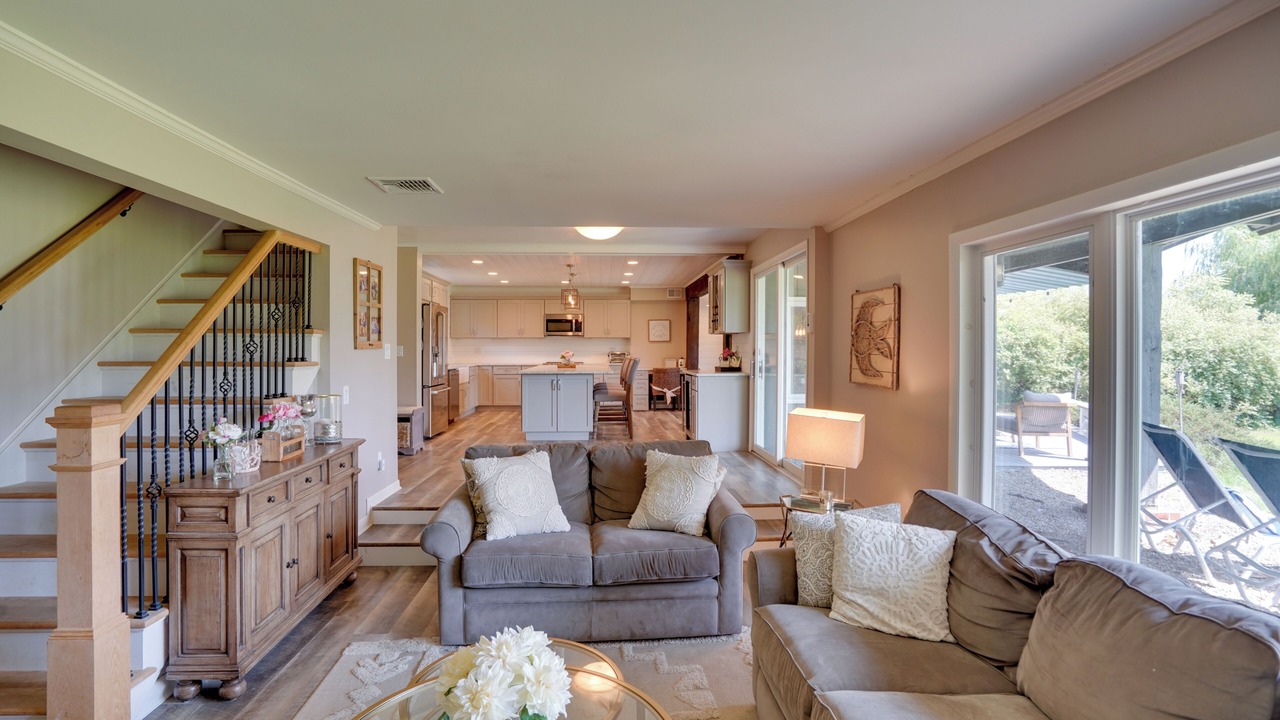 Photo of Livingroom in Gloversville