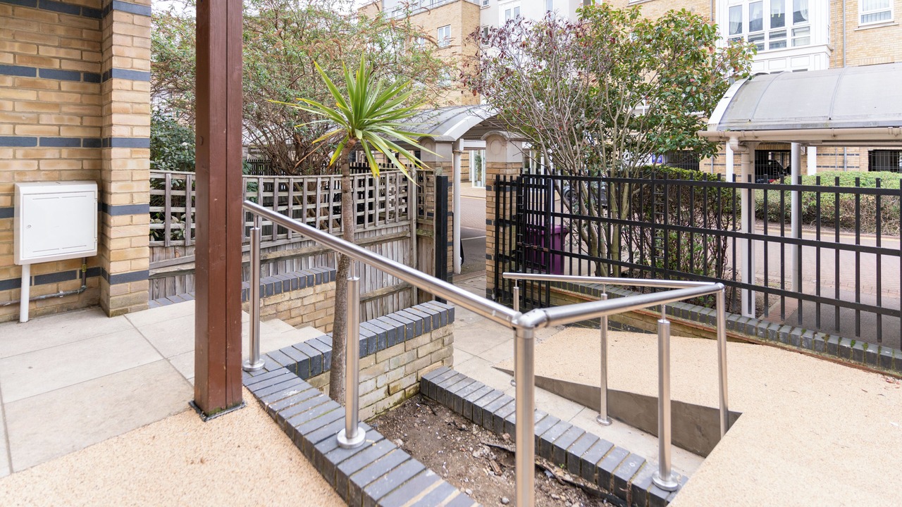 Photo of Outdoor in Island Gardens