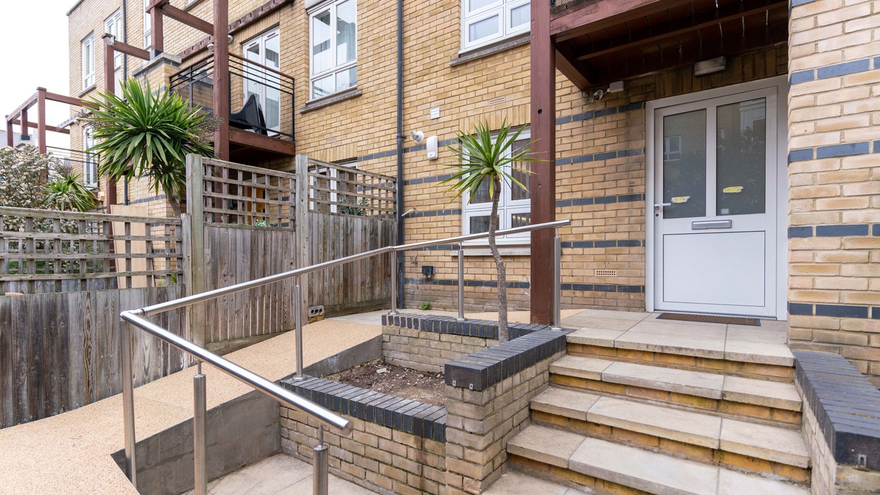 Photo of Outdoor in Island Gardens
