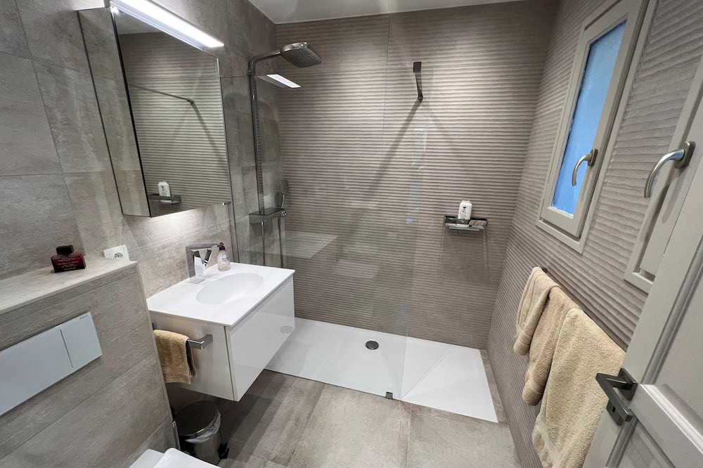 Photo of Bedroom in Cabris