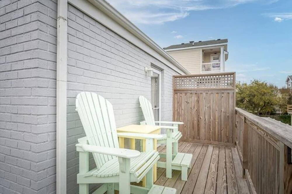 Photo of Outdoor in Chic's Beach