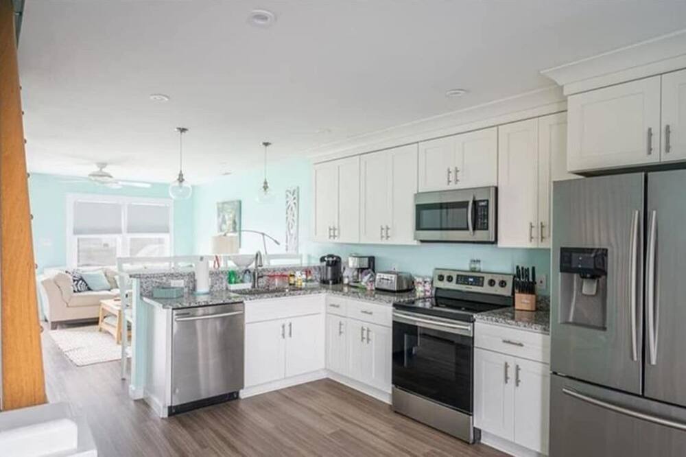 Photo of Kitchen in Chic's Beach