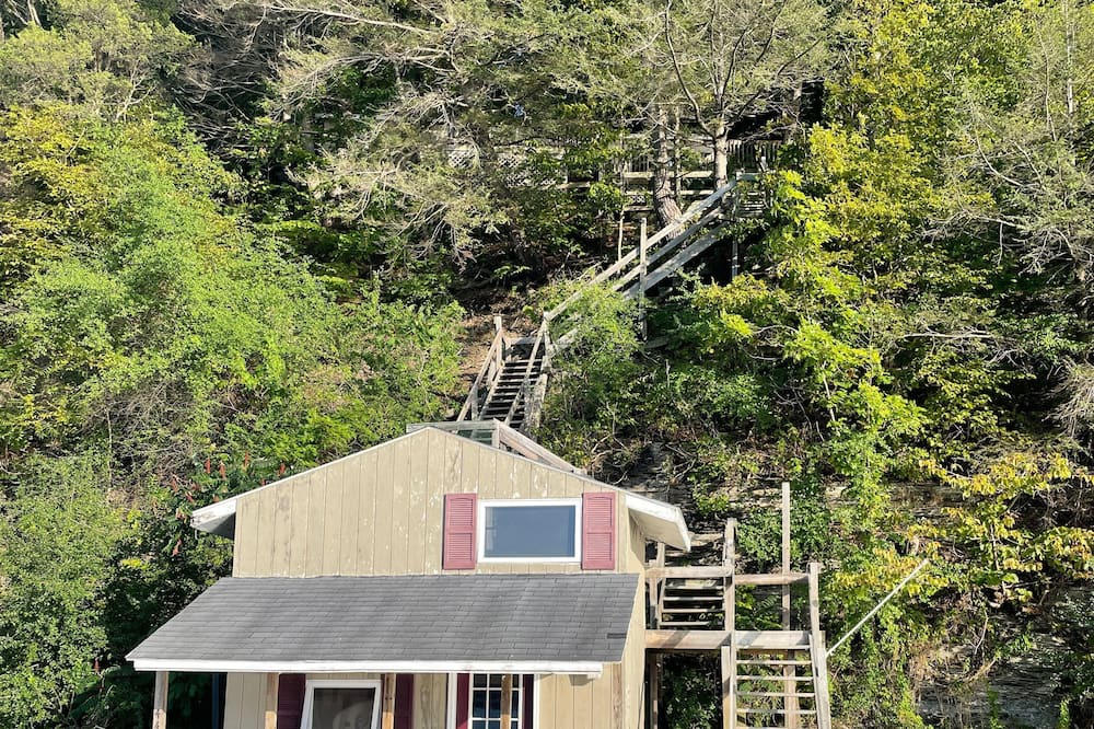 Photo of Outdoor in Rushville