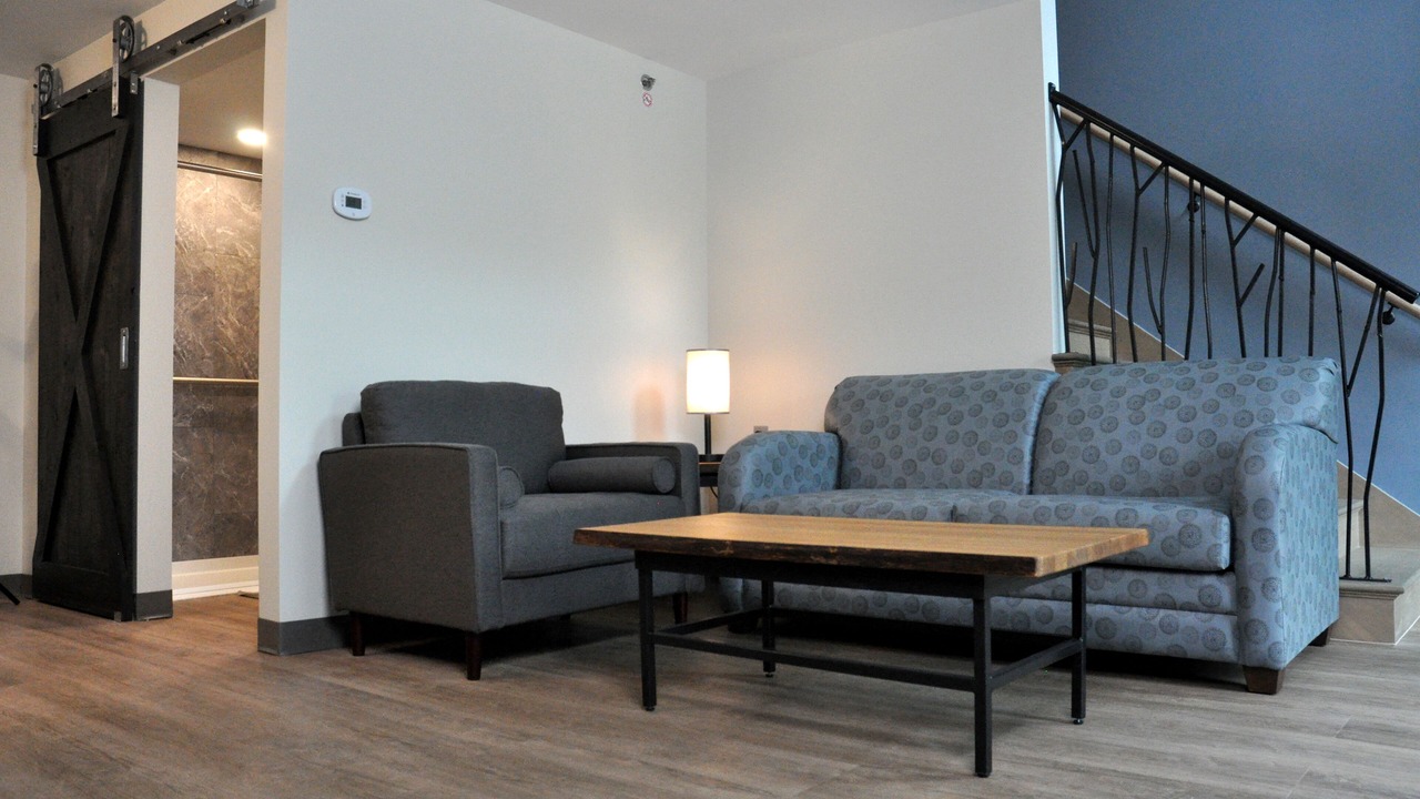 Photo of Bedroom in Nelsonville