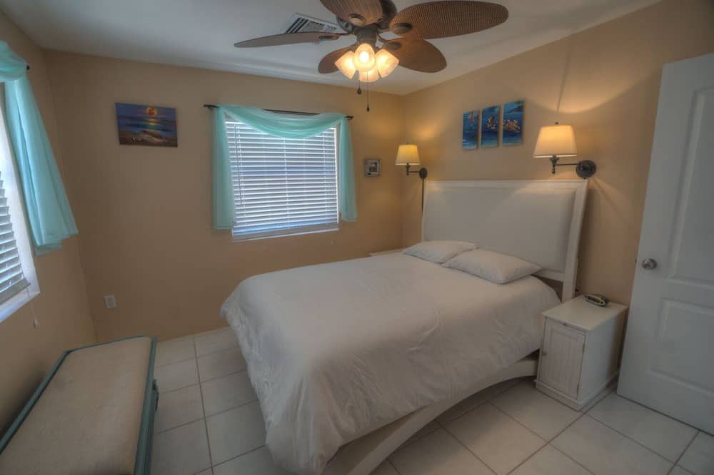 Photo of Bedroom in West End