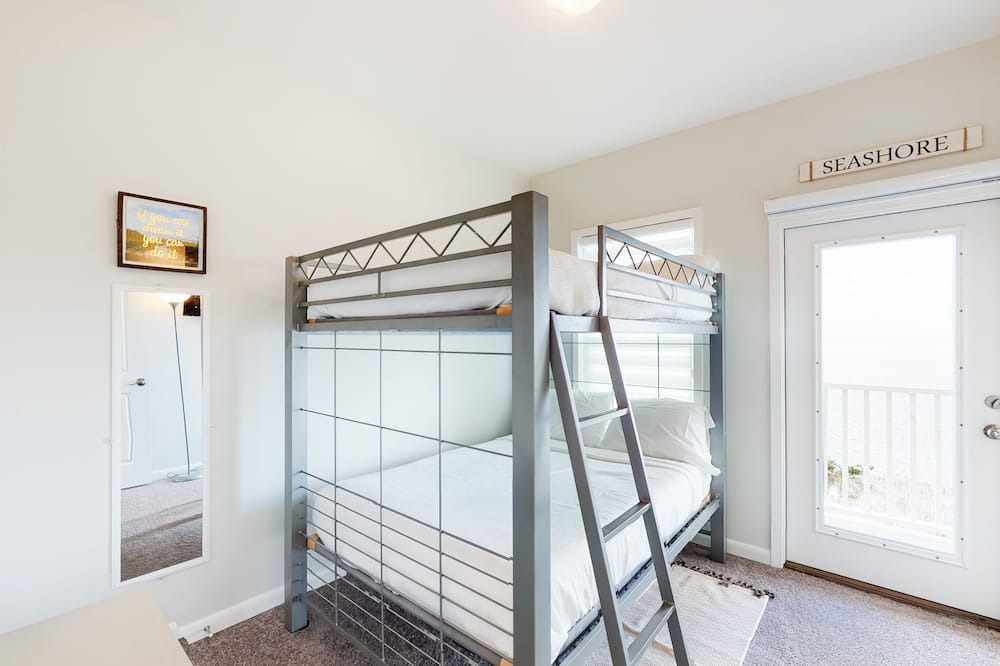Photo of Bedroom in Port Isabel