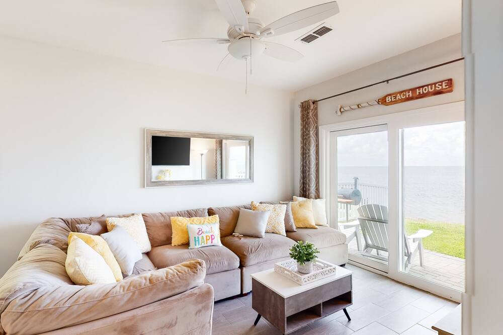 Photo of Livingroom in Port Isabel