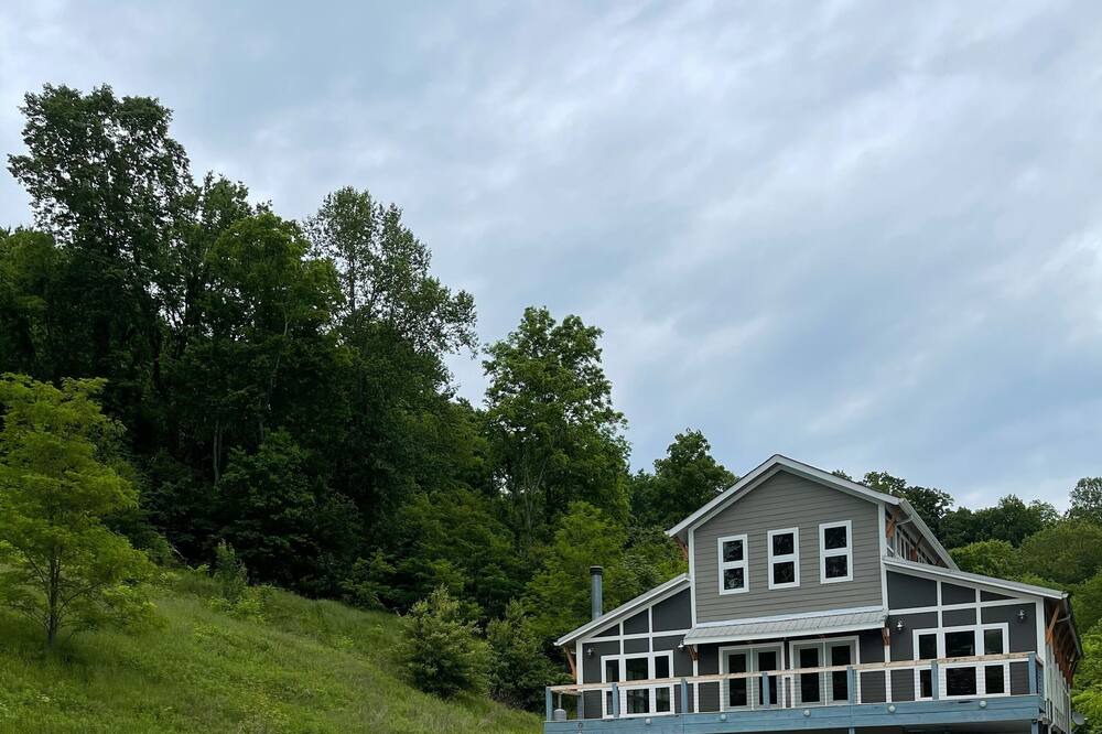 Photo of Outdoor in Smithville