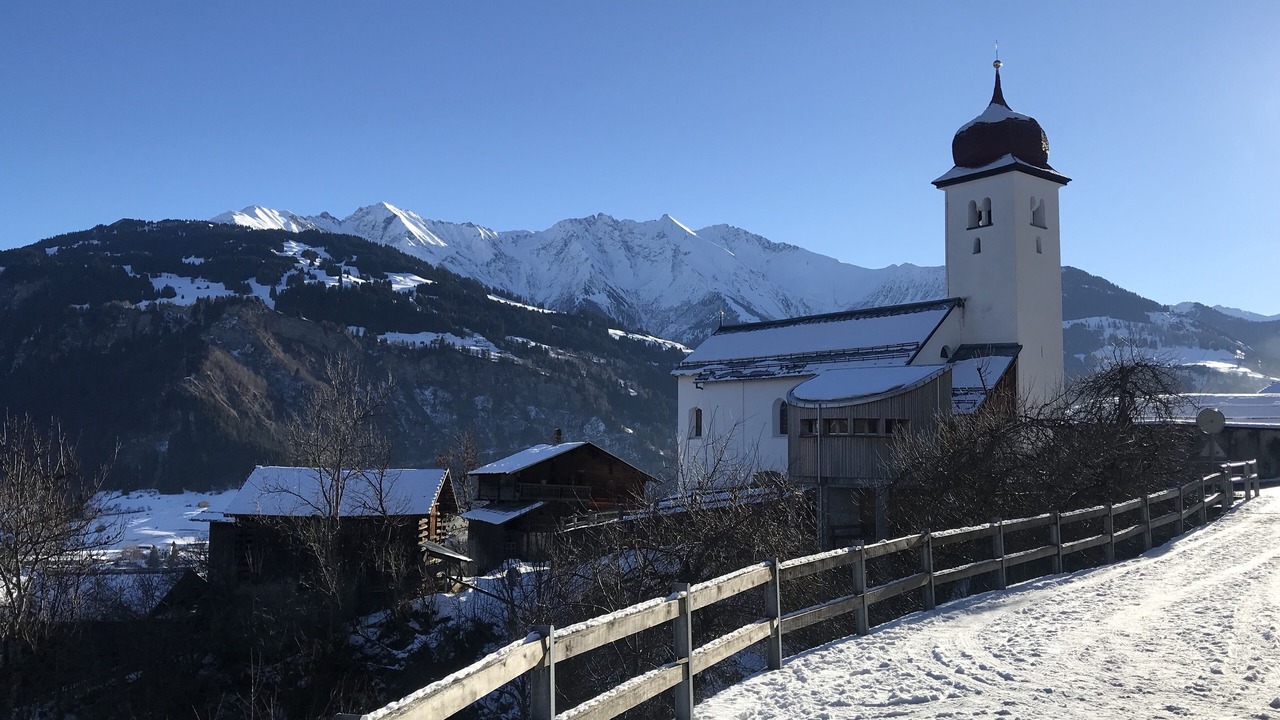 Photo of Outdoor in Luven