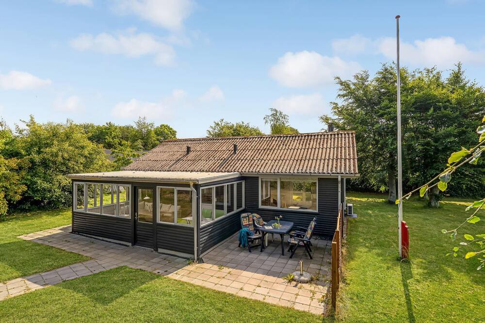 Photo of Outdoor in Sunds