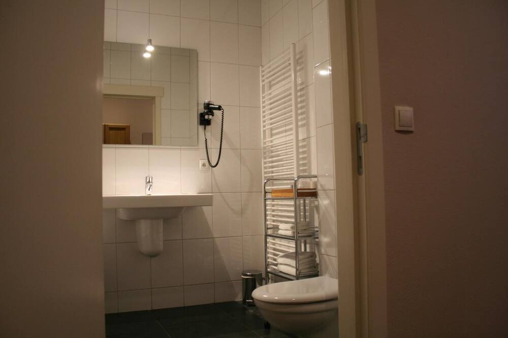 Photo of Bathroom in Bree