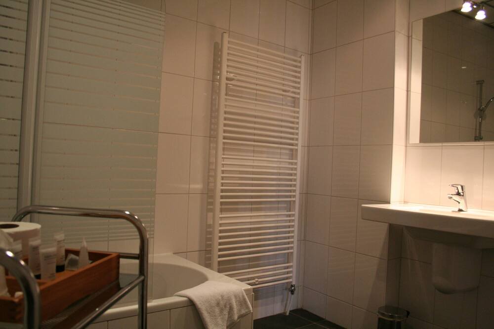 Photo of Bathroom in Bree