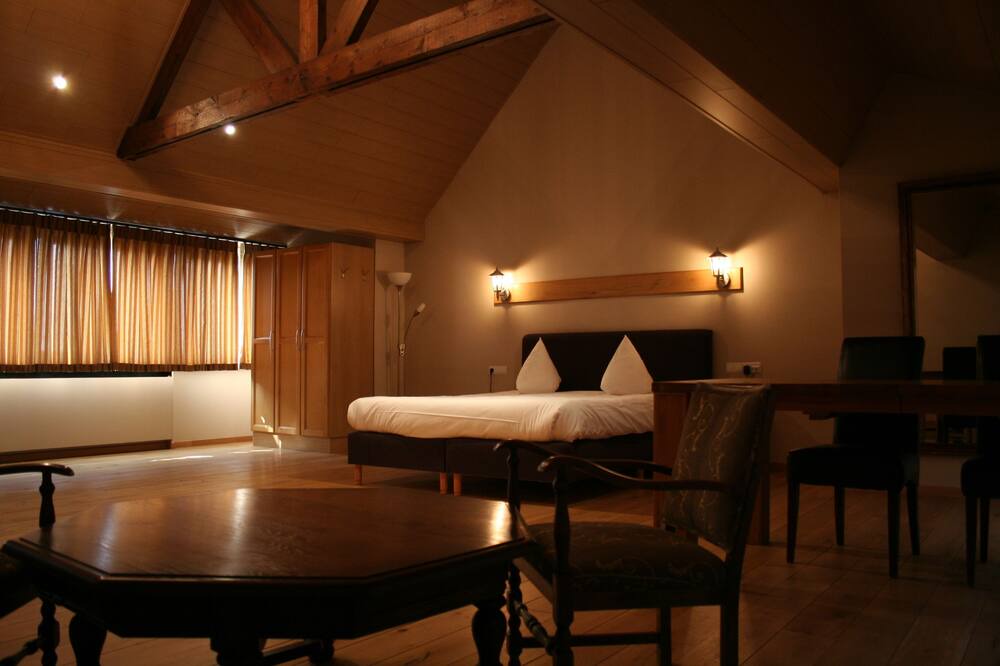 Photo of Bedroom in Bree
