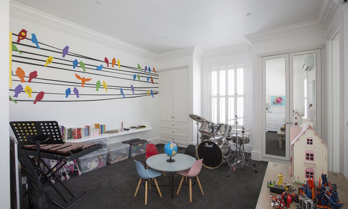 Photo of Livingroom in Claremont