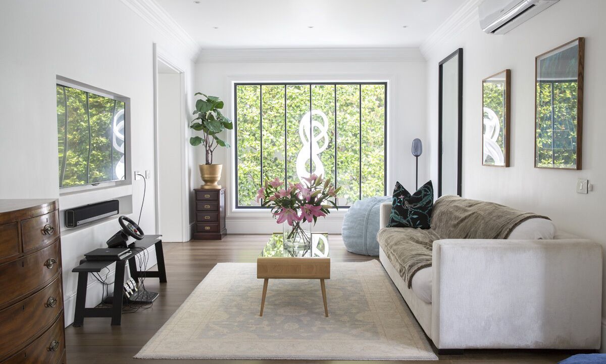 Photo of Livingroom in Claremont