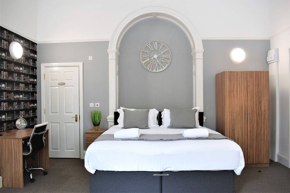 Photo of Bedroom in Bristol