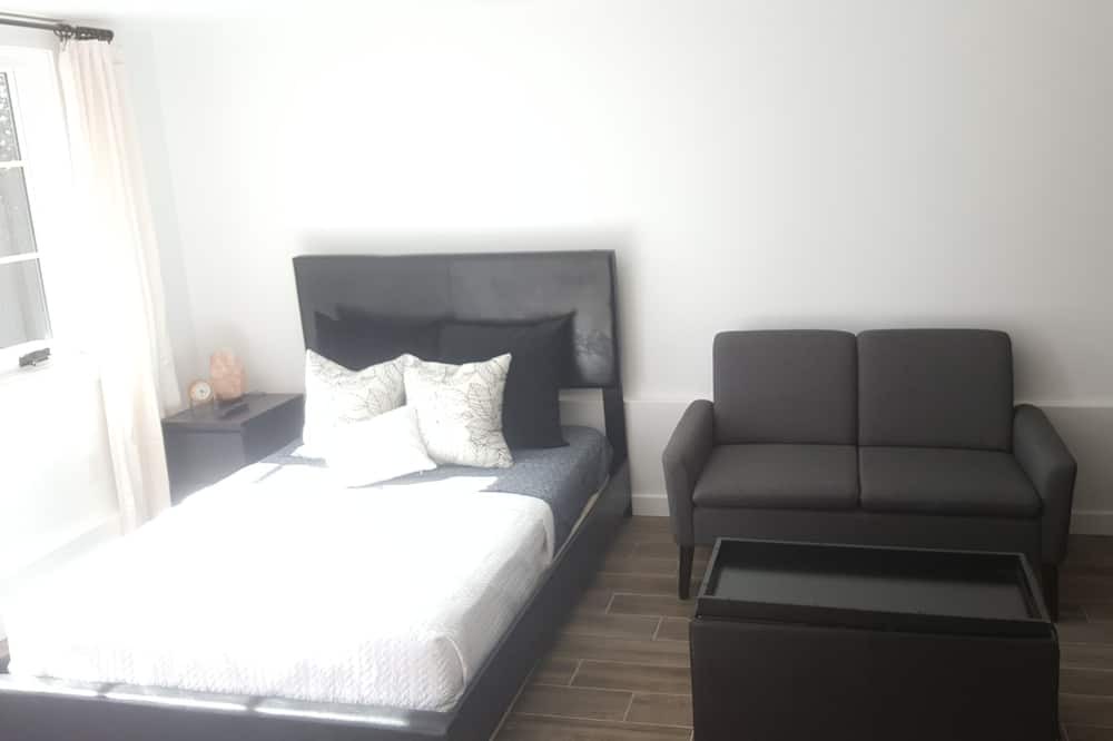 Photo of Bedroom in Mission Canyon