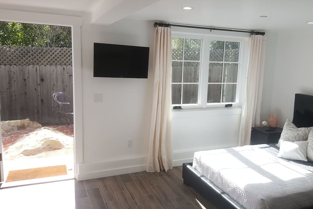 Photo of Bedroom in Mission Canyon
