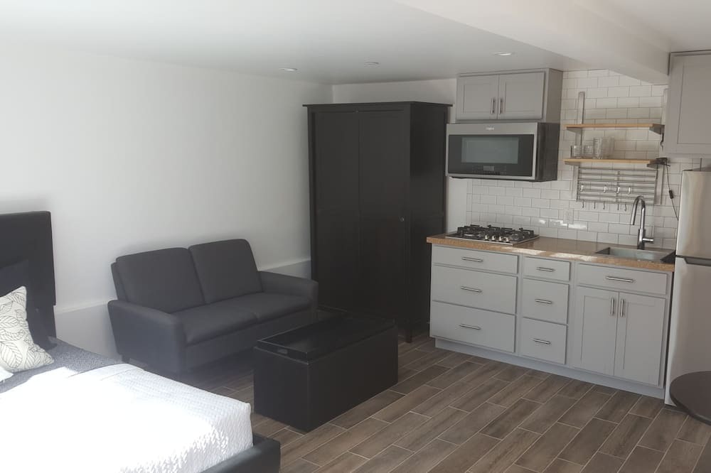 Photo of Bedroom in Mission Canyon