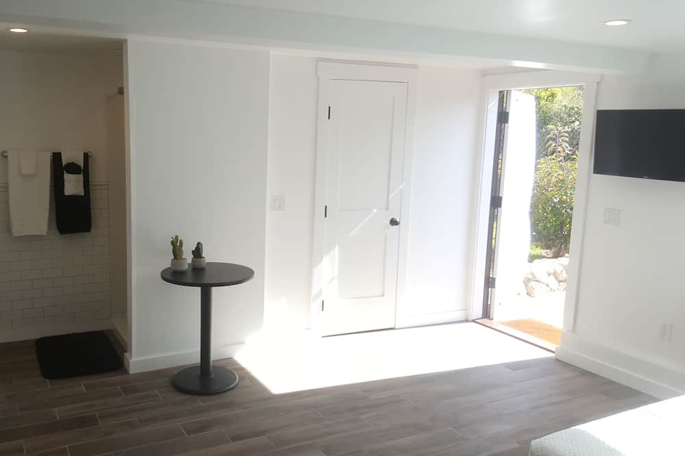 Photo of Bedroom in Mission Canyon