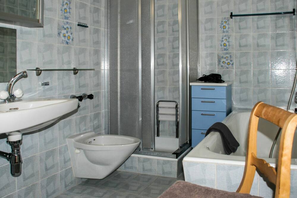 Photo of Bathroom in Porto Ronco