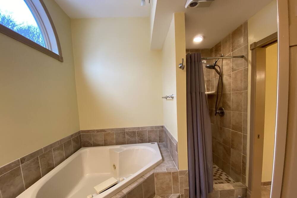 Photo of Bathroom in Lake Harmony