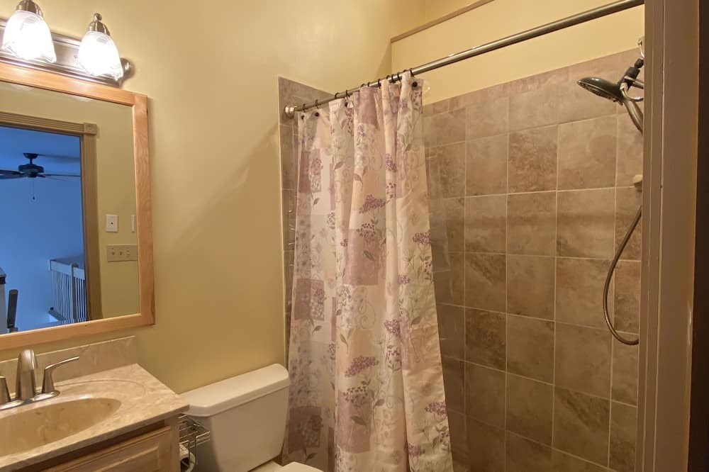 Photo of Bathroom in Lake Harmony
