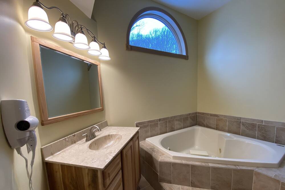 Photo of Bathroom in Lake Harmony